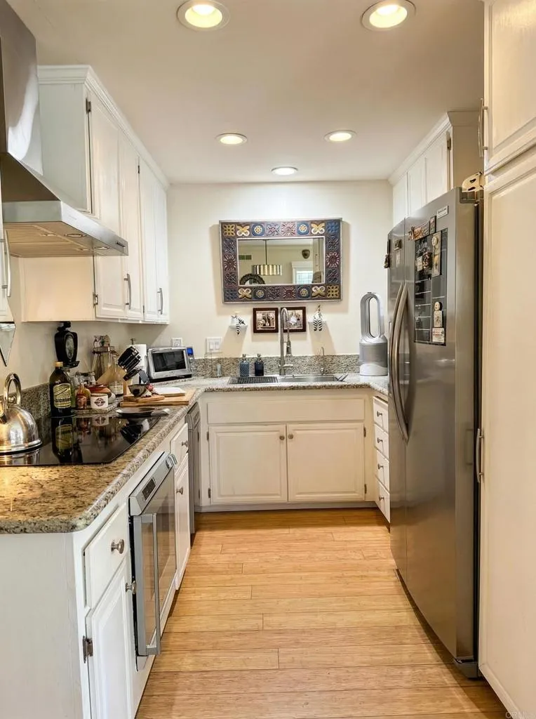 7975 Playmor Ter, San Diego, CA, 92122