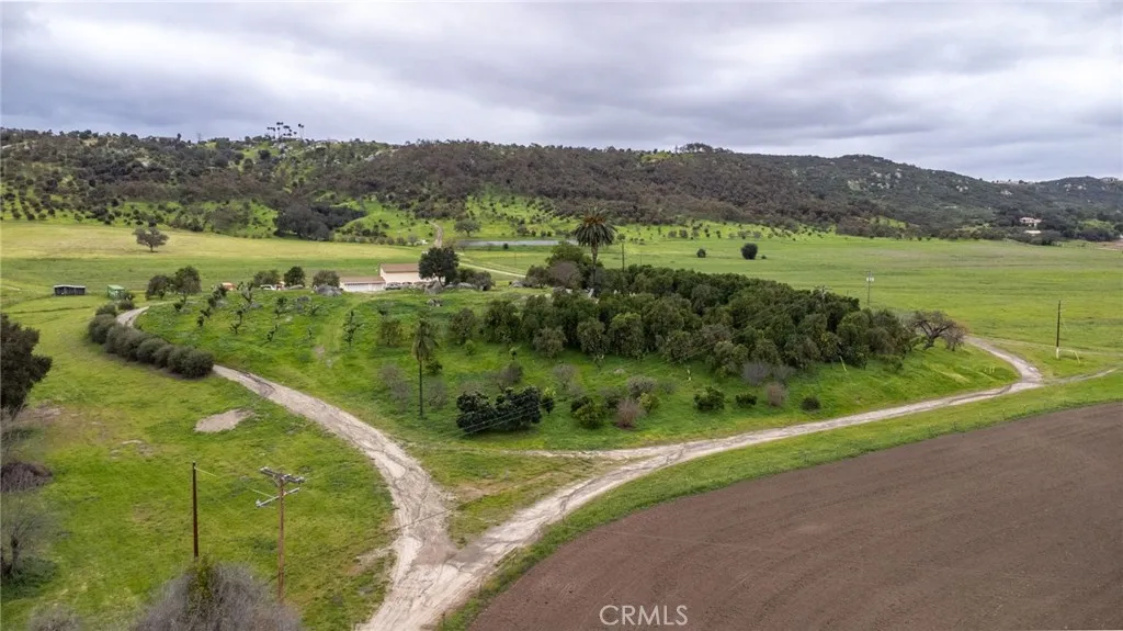 15300 Round Tree, Valley Center, CA 92082 - Photo 2 of 18, Valley Center, CA