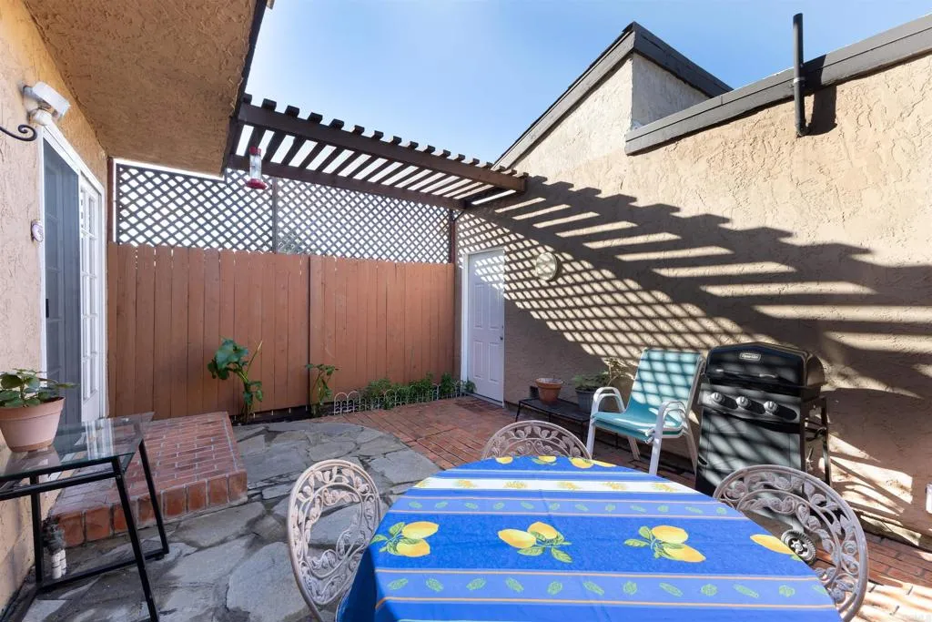 https://cdn.realtyfeed.com/cdn/127/306654223/3e8bc9267b060d4db1cec52bef1d9a02.webp