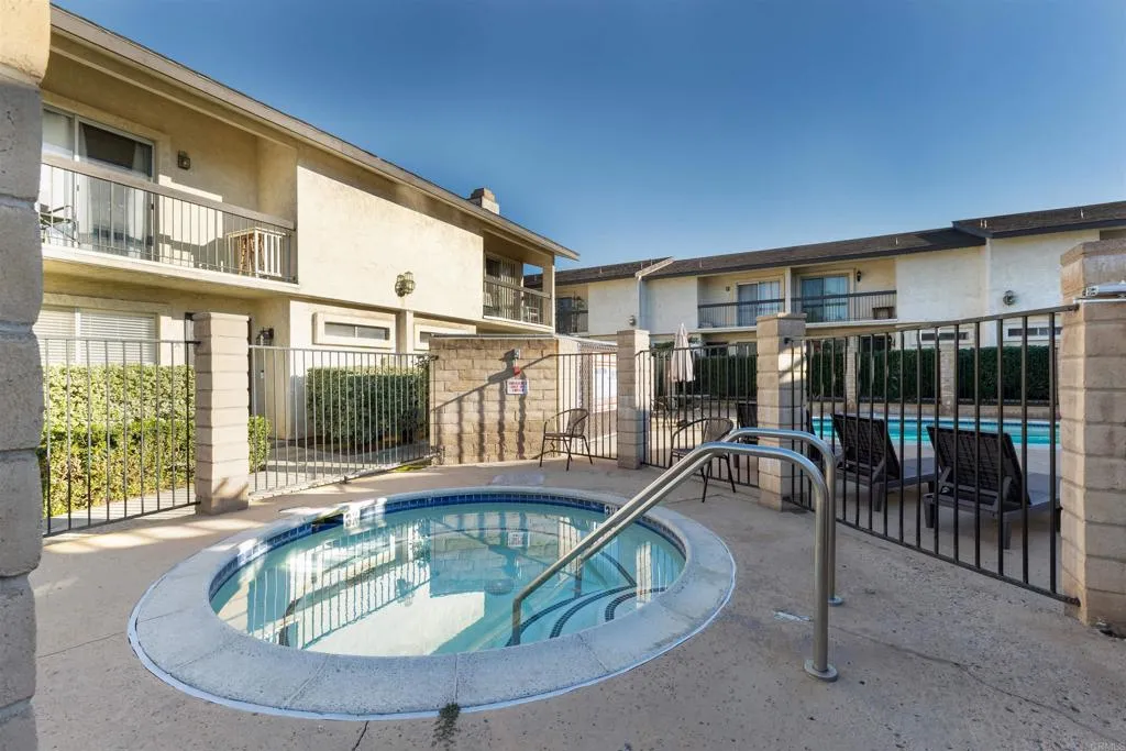 https://cdn.realtyfeed.com/cdn/127/306654223/5b3bd33124cdd079e978915da2866621.webp