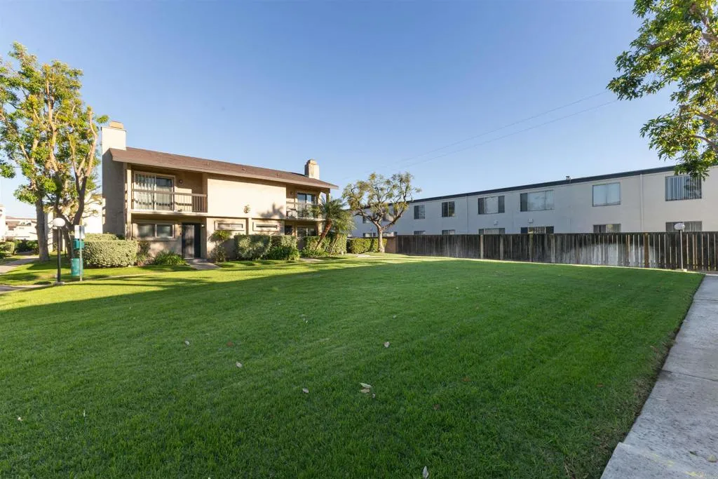 https://cdn.realtyfeed.com/cdn/127/306654223/c7efddad73931dae3e107ccbc5f043d8.webp