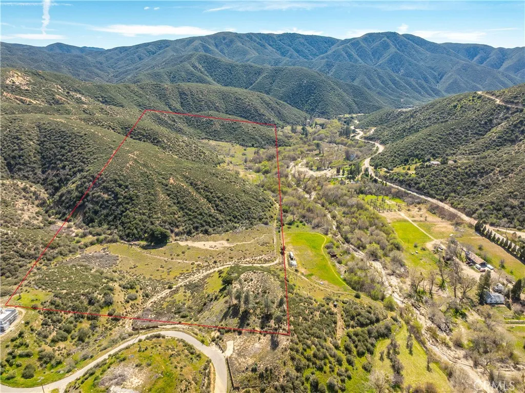 43460 Newview, Lake Hughes, CA 93532 - Photo 5 of 15, Lake Hughes, CA