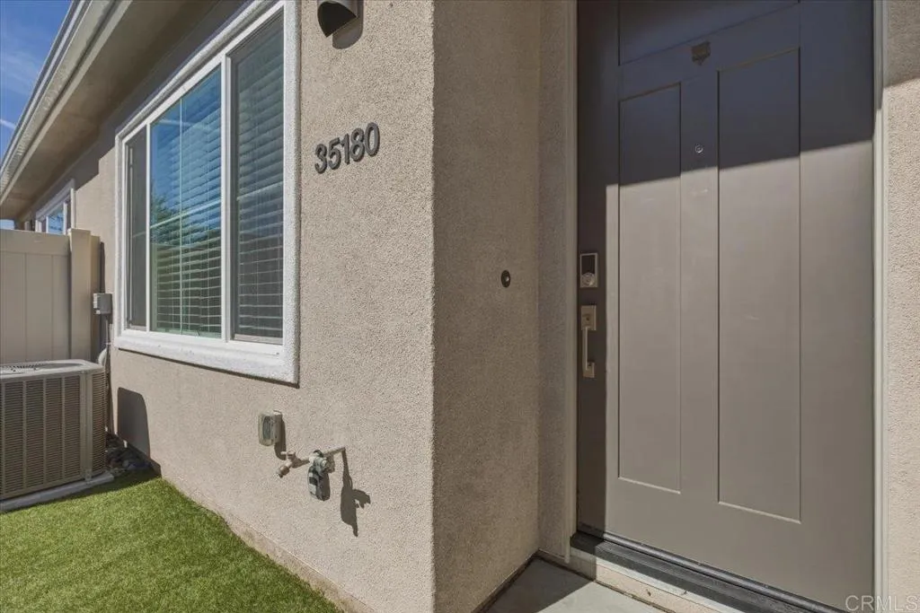 35180 Grove Trail, Fallbrook, CA 92028 - Photo 5 of 23, Fallbrook, CA