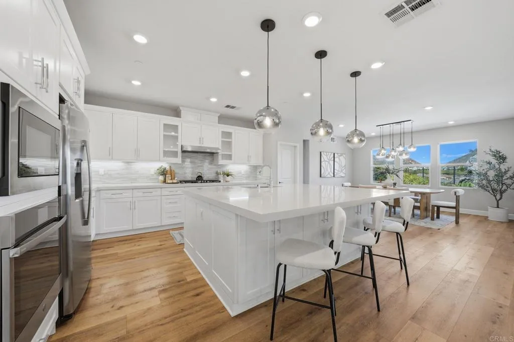 https://cdn.realtyfeed.com/cdn/127/306654258/40ce22f1ca37268b2ab1c9fedbfd61a9.webp