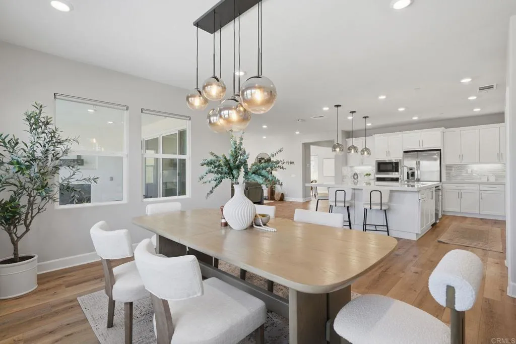 https://cdn.realtyfeed.com/cdn/127/306654258/f3c9973d667d2ef4c15b4a16e1a59043.webp