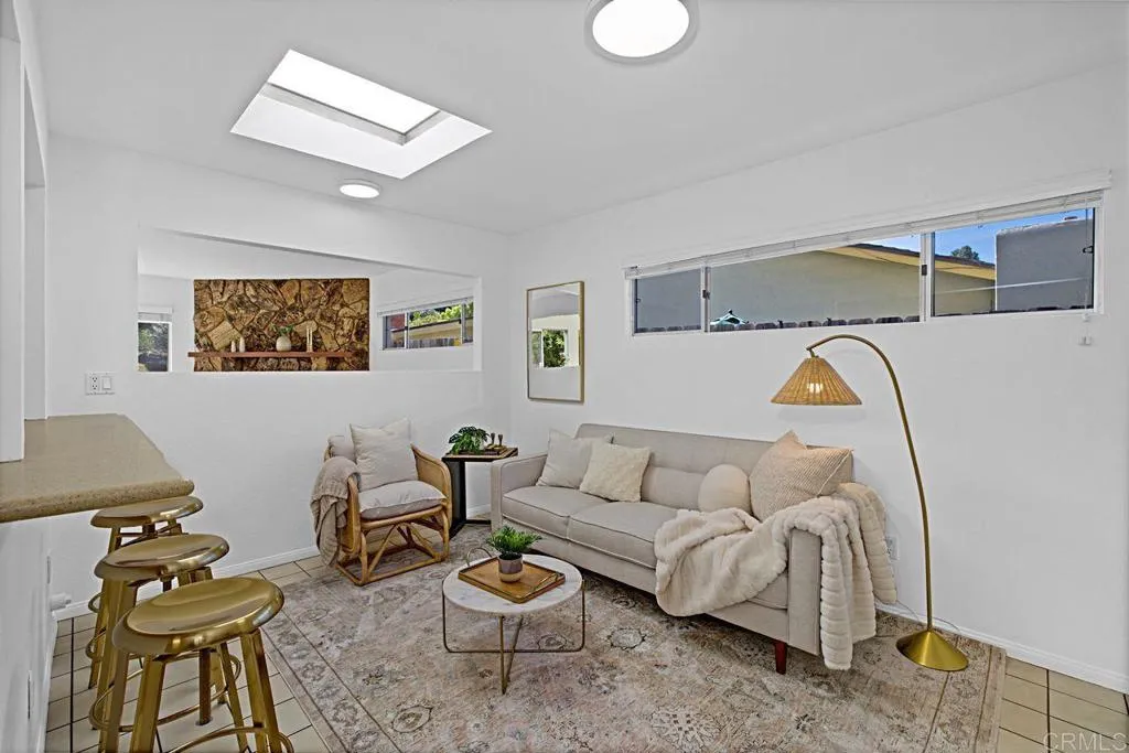 https://cdn.realtyfeed.com/cdn/127/306654283/04849d689e01103e923cab699af5ab81.webp