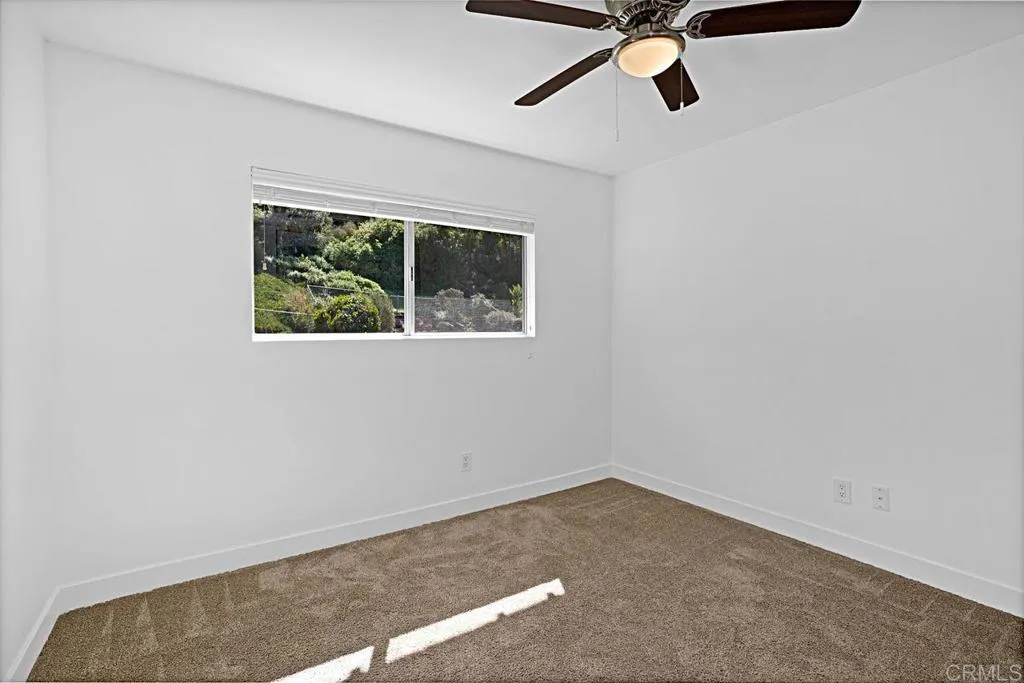 https://cdn.realtyfeed.com/cdn/127/306654283/d563c6c90013d3756a718a7f882bb210.webp