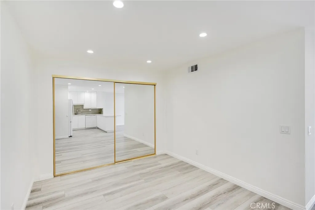 330 N Jackson Street Unit 208, Glendale, CA 91206 - Photo 5 of 29, Glendale, CA