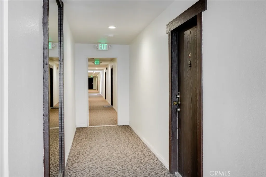 330 N Jackson Street Unit 208, Glendale, CA 91206 - Photo 2 of 29, Glendale, CA