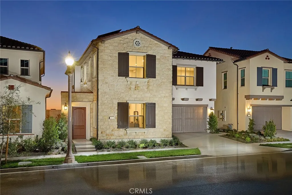 113 Oakstone, Irvine, CA 92618 - Main photo, Irvine, CA