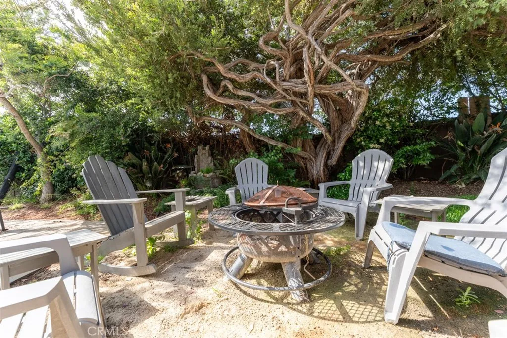 https://cdn.realtyfeed.com/cdn/127/306654324/08dac9a792dce7745307b394b477475c.webp