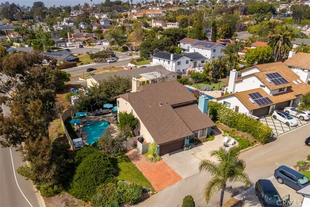 https://cdn.realtyfeed.com/cdn/127/306654324/2b3deecde074234b29b8fa475119f1ff.webp