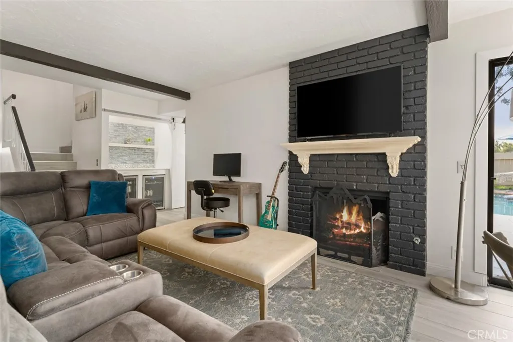 https://cdn.realtyfeed.com/cdn/127/306654324/8b59270cdfa2c881c54cf6e8b6d44cec.webp