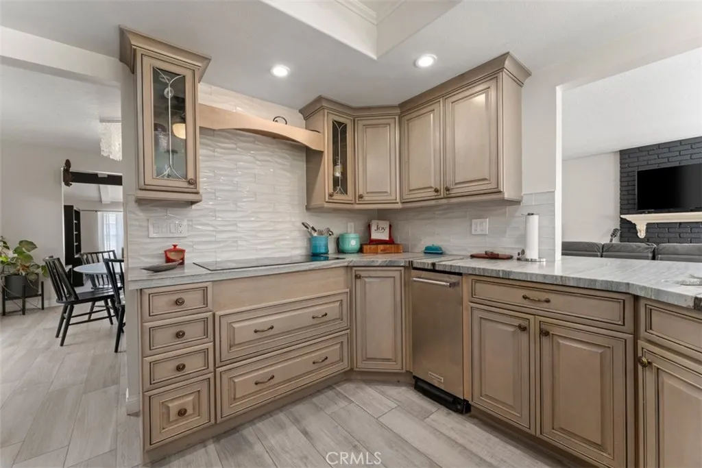 Photo #17: PW26044079 Listing: Photo #17