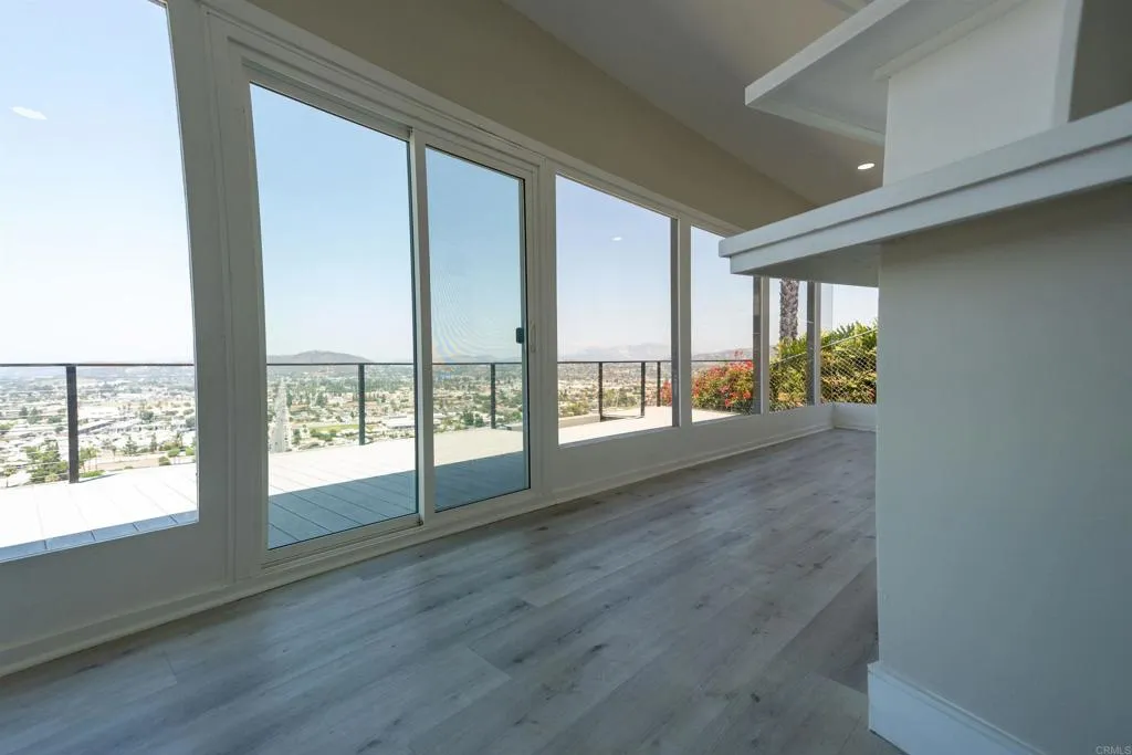 https://cdn.realtyfeed.com/cdn/127/306654340/6a46da8baf589d3207824494df772b1d.webp