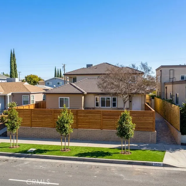 Van Nuys, CA 91406