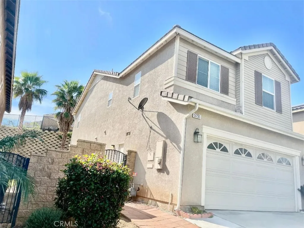 5751 Autumnwood, Jurupa Valley, CA 92509 - Photo 4 of 34, Jurupa Valley, CA