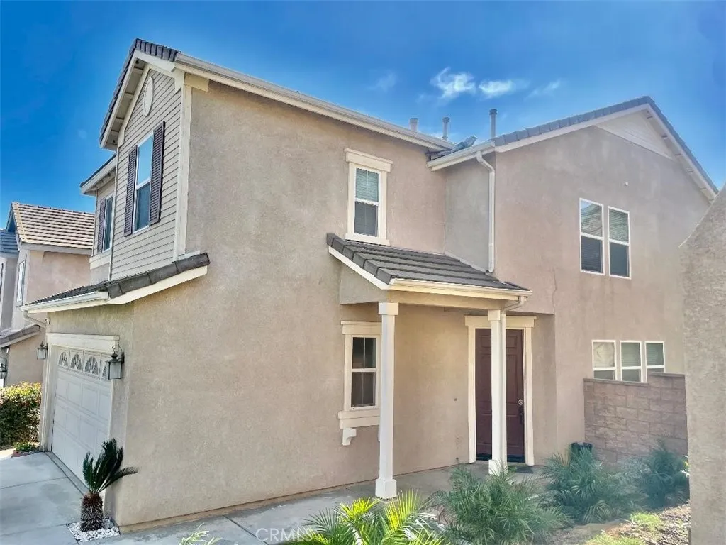 5751 Autumnwood, Jurupa Valley, CA 92509 - Photo 2 of 34, Jurupa Valley, CA