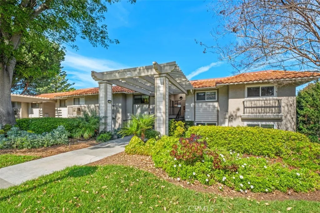 Laguna Woods, CA 92637