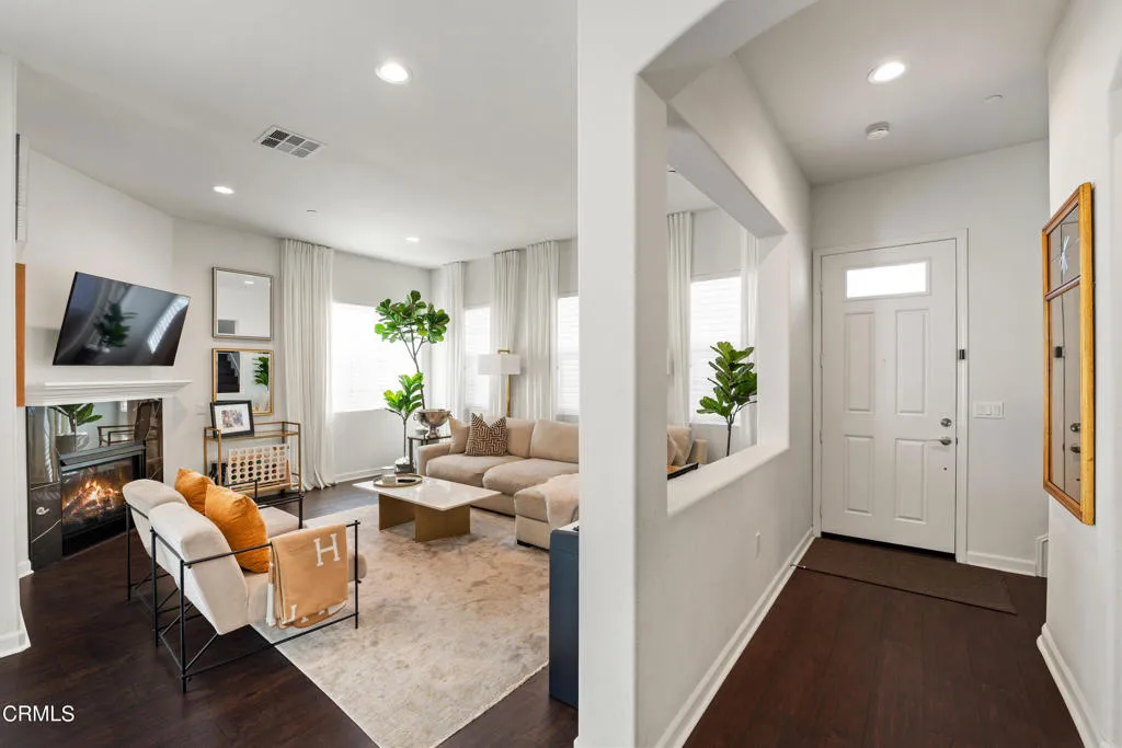 1560 Thorpe Trail, Oxnard, CA 93036 - Photo 5 of 31, Oxnard, CA