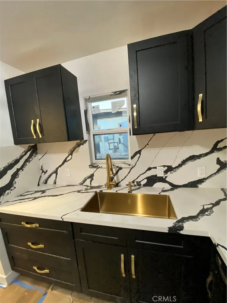 1217 Woodworth, San Fernando, CA 91340 - Photo 5 of 13, San Fernando, CA