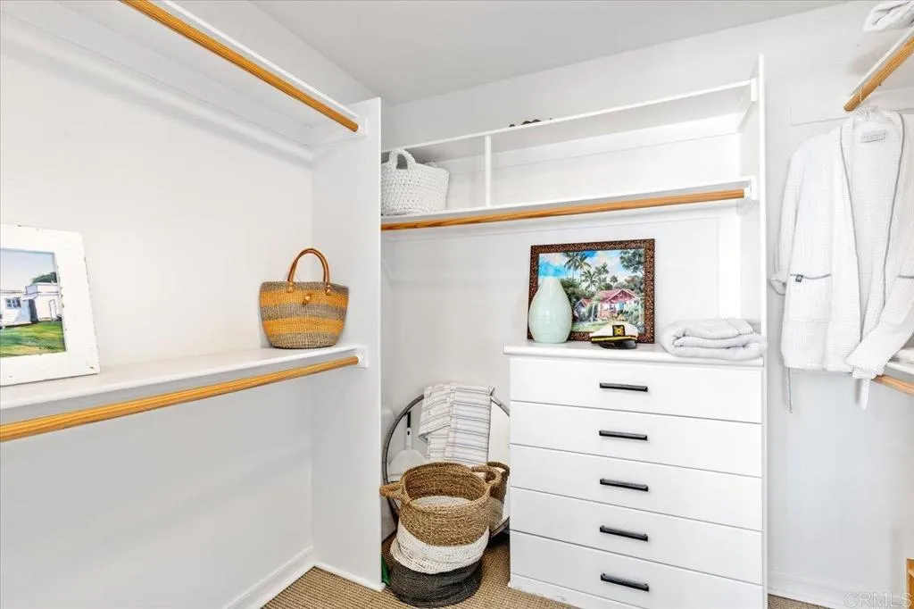 https://cdn.realtyfeed.com/cdn/127/306654531/1606ed940d21eff9ed8f20fd1c9fb185.webp