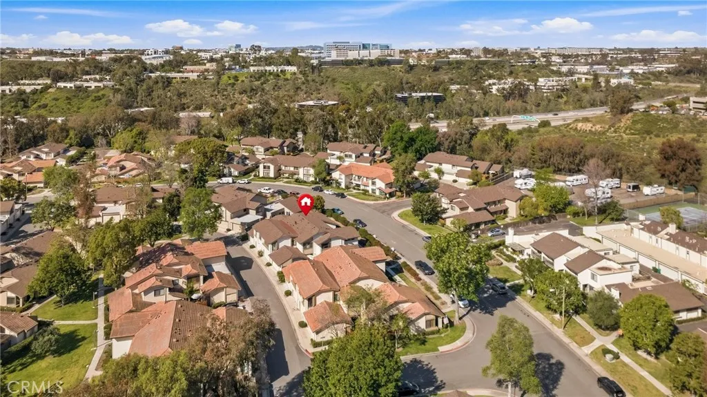 https://cdn.realtyfeed.com/cdn/127/306654591/afe96d538b7d746ba07d3d21c38dd0fd.webp