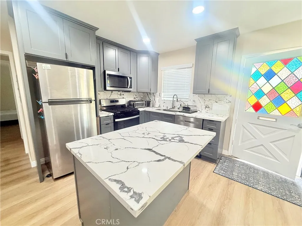 12511 Ramona Avenue Unit C, Hawthorne, CA 90250 - Photo 4 of 11, Hawthorne, CA