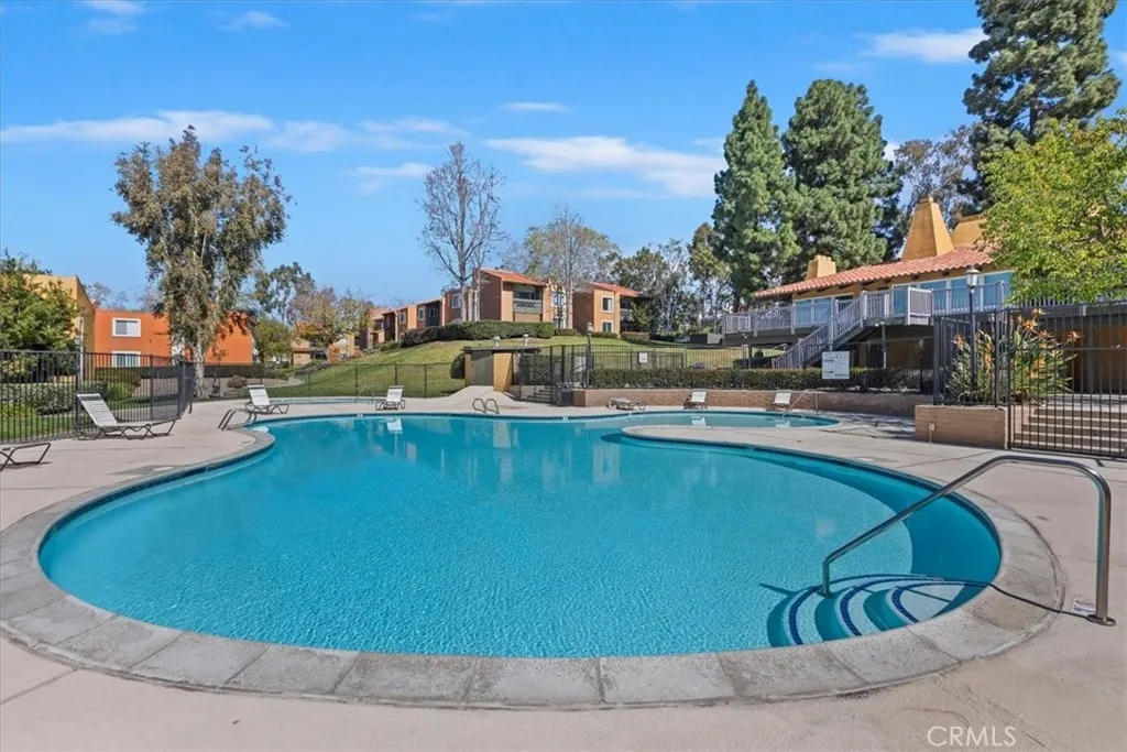 Photo #27: IG26044430 Listing: Photo #27