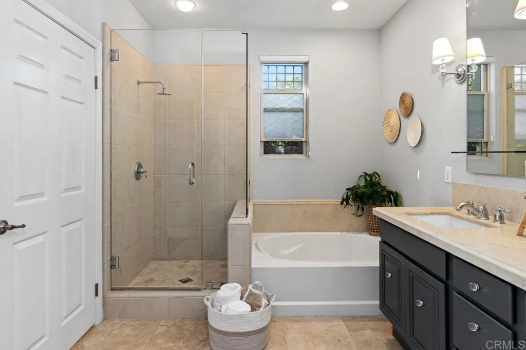 Photo #30: NDP2601933 Listing: Photo #30