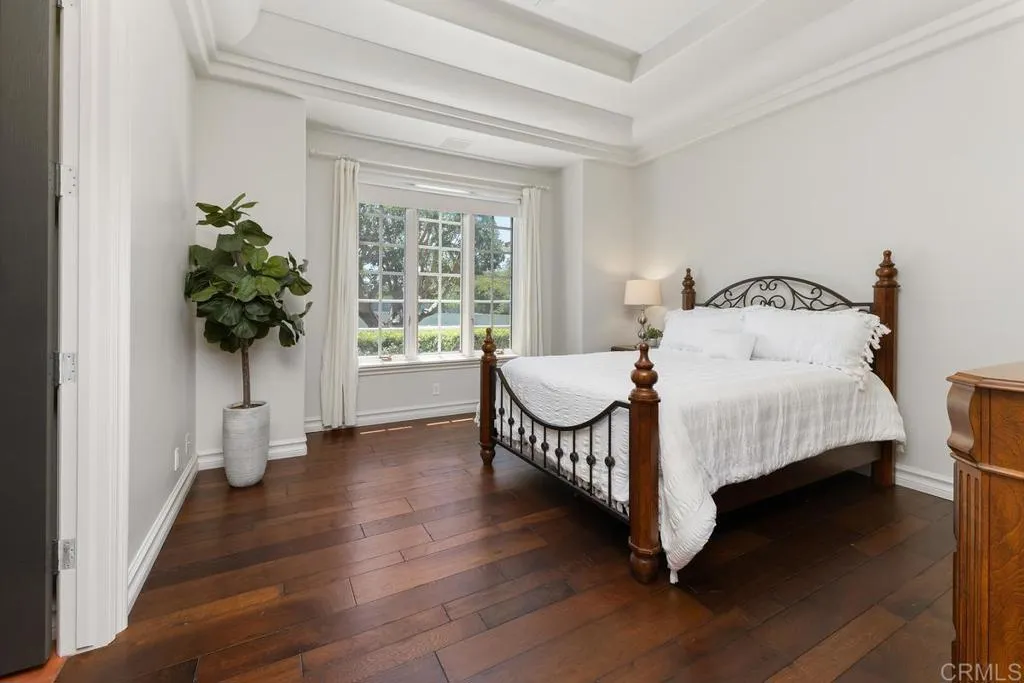 https://cdn.realtyfeed.com/cdn/127/306654709/913712fd4f047faad12415d85f53f3f3.webp