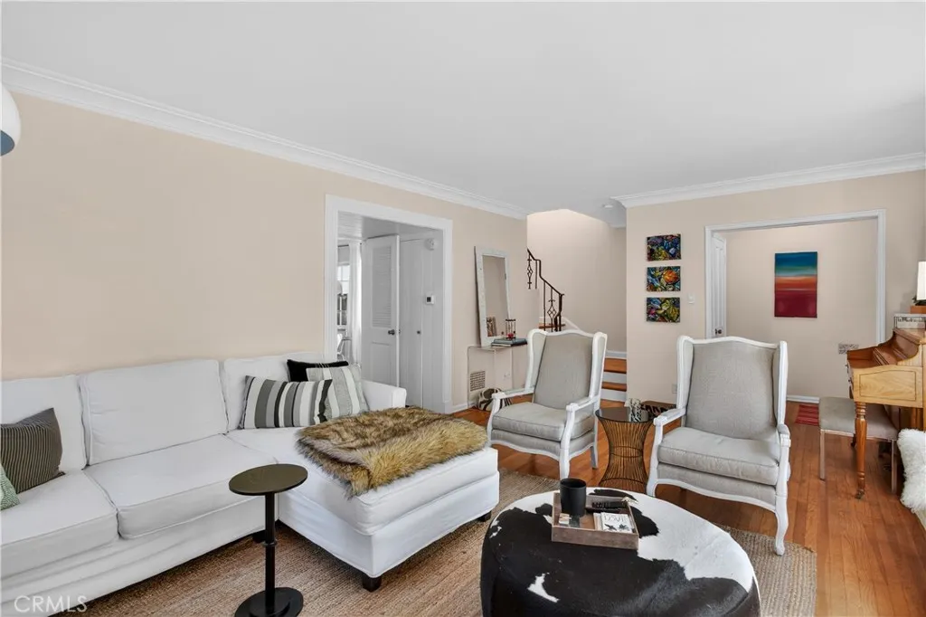 1225 Smithwood Drive, Los Angeles, CA 90035 - Photo 5 of 39, Los Angeles, CA