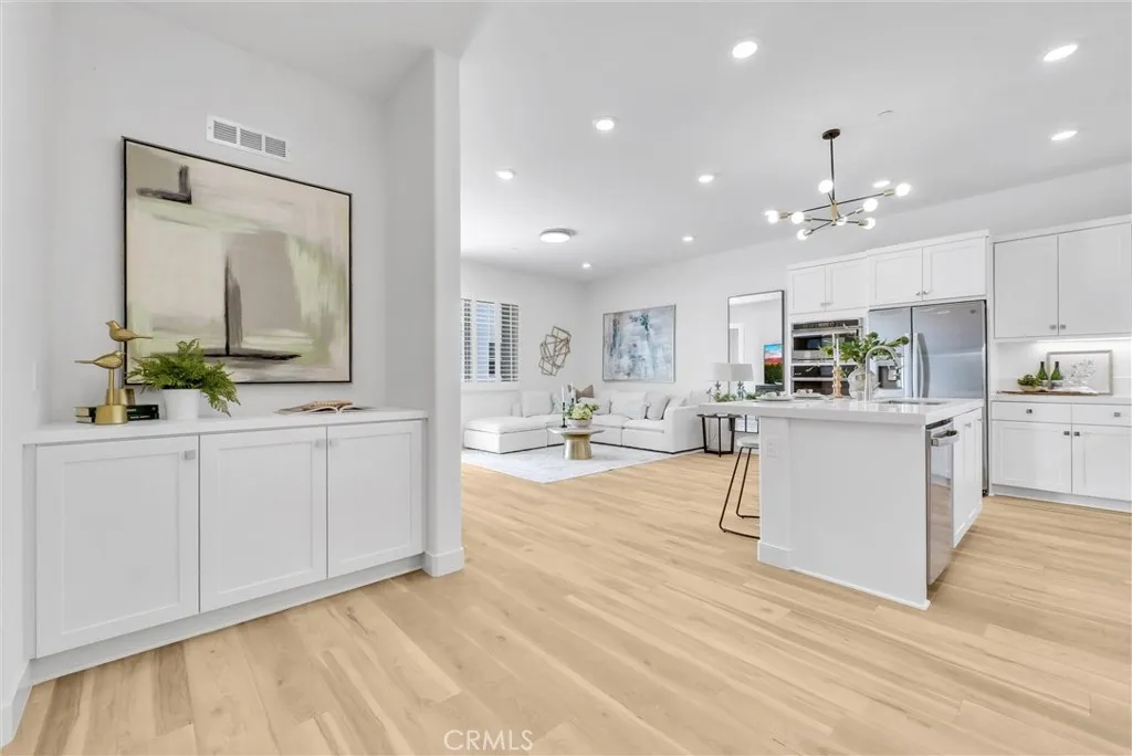 163 Baluster, Irvine, CA 92618 - Main photo, Irvine, CA