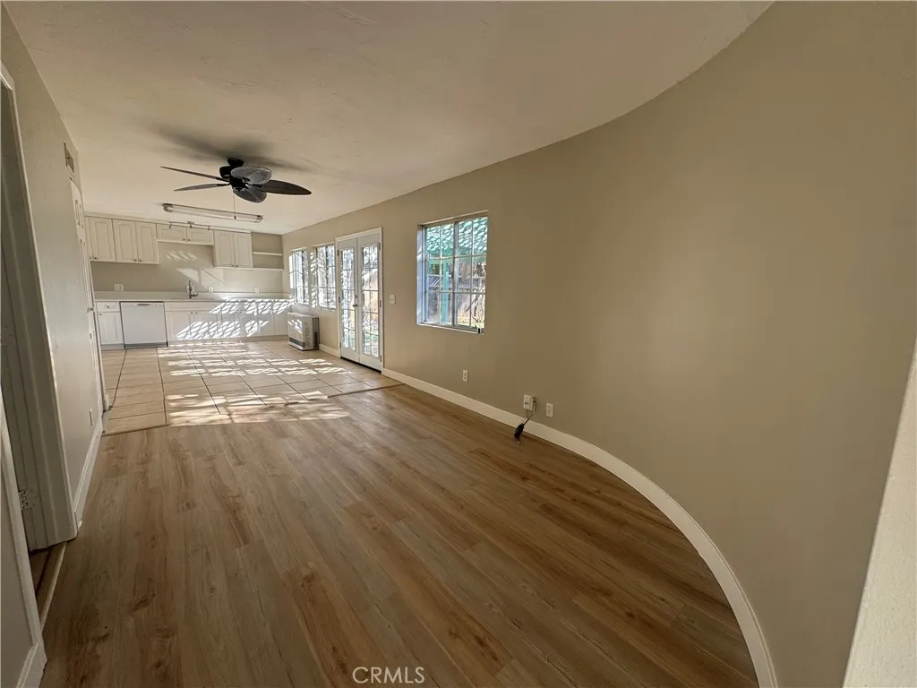 https://cdn.realtyfeed.com/cdn/127/306654812/3c9db4f81263ff25aa6ba268fec78ab0.webp
