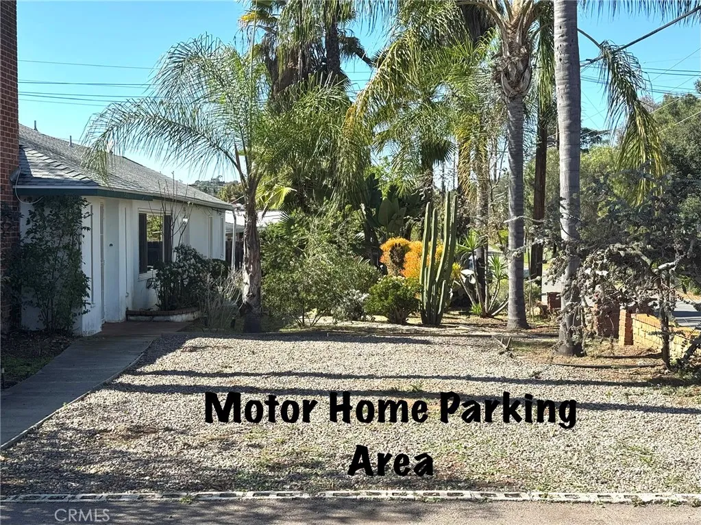 https://cdn.realtyfeed.com/cdn/127/306654812/707b5a7018eeaf52807b428062077416.webp