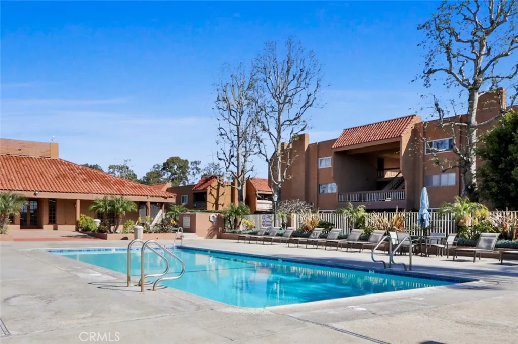 Huntington Beach, CA 92647