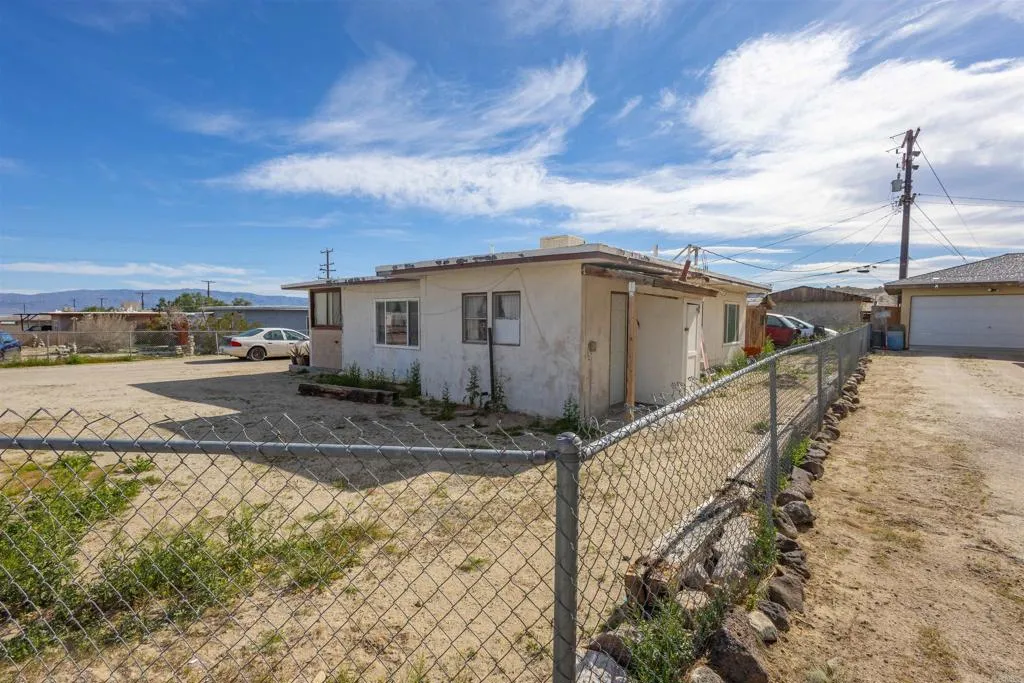 13765 Fremont St