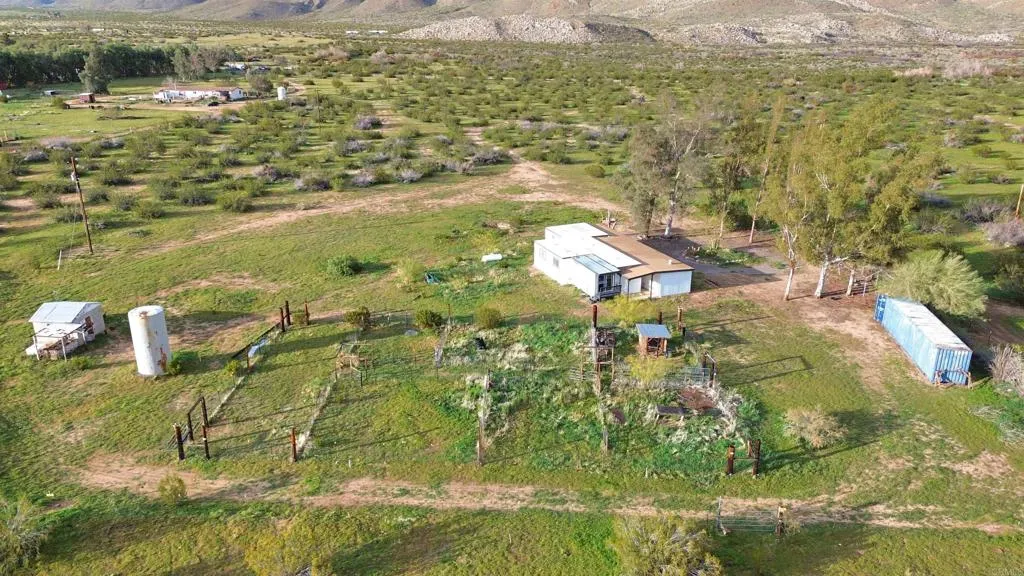 https://cdn.realtyfeed.com/cdn/127/306654953/08a7cc0034aef213220ba1db0c8ed3fb.webp
