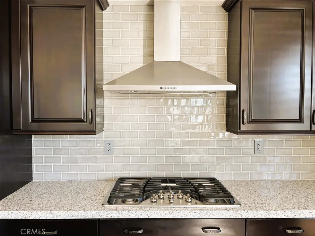 https://cdn.realtyfeed.com/cdn/127/306654959/2280f63d9e598674da0e6a0ea1ee3fe0.webp