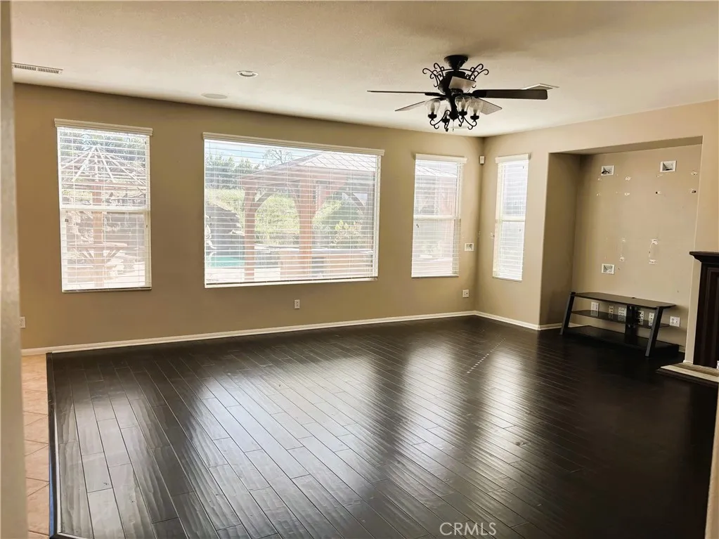 https://cdn.realtyfeed.com/cdn/127/306654959/7f2b4b496a11460706084d01e53d5874.webp