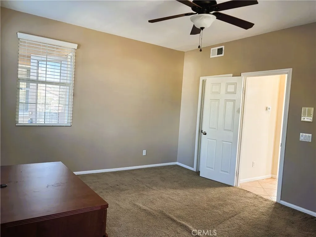 https://cdn.realtyfeed.com/cdn/127/306654959/8df0fdfc9841300aa20e0227563fe94e.webp