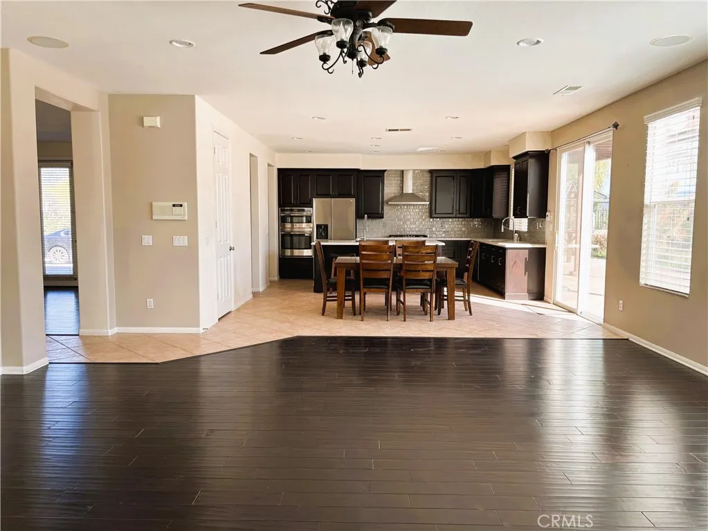 https://cdn.realtyfeed.com/cdn/127/306654959/c50b4e9385b47218f54e53bca471ffde.webp