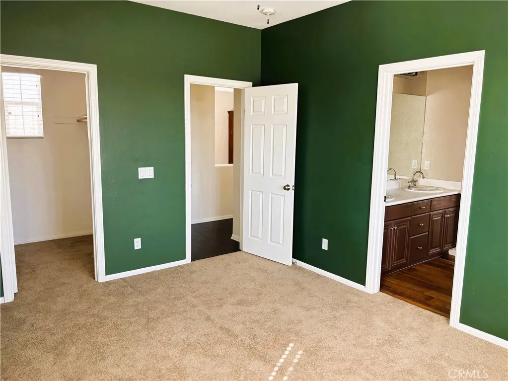https://cdn.realtyfeed.com/cdn/127/306654959/e2fd7b040a77c898d67a915599e0ca8e.webp