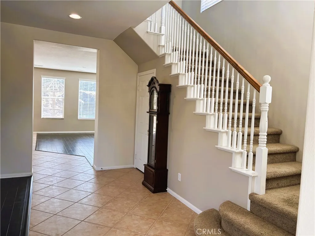 https://cdn.realtyfeed.com/cdn/127/306654959/efd137da52848eca42f35bc949665c89.webp