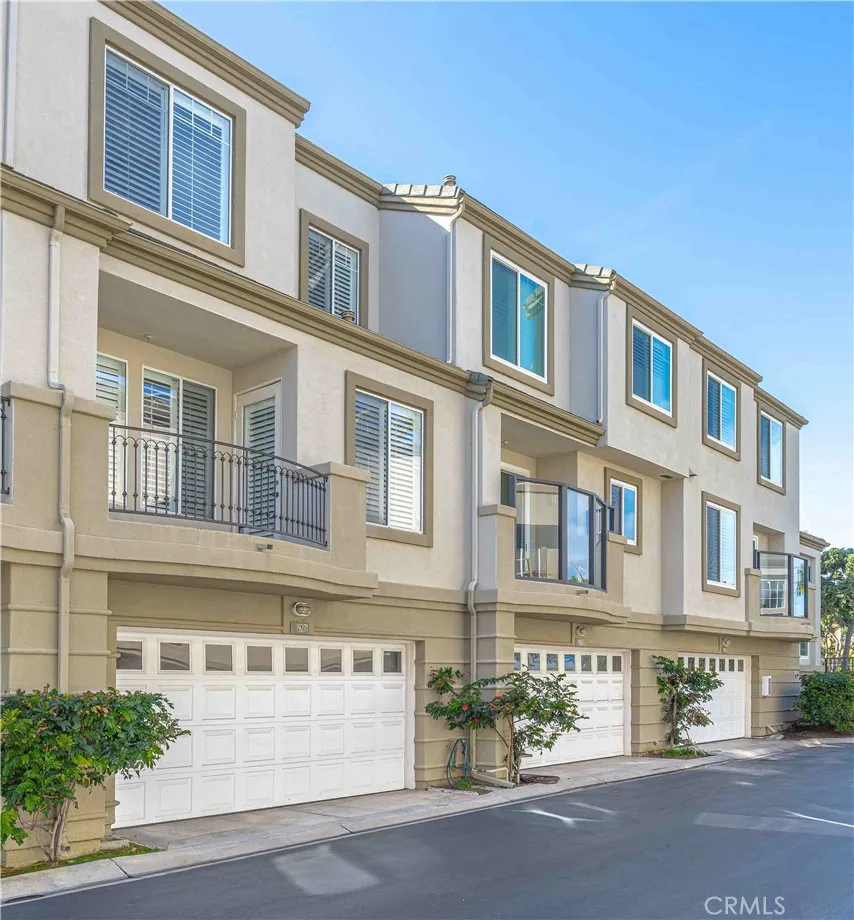 Huntington Beach, CA 92648