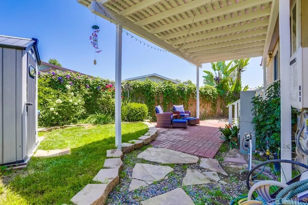 https://cdn.realtyfeed.com/cdn/127/306654985/26fa01b42929276de48b11450e70af8f.webp