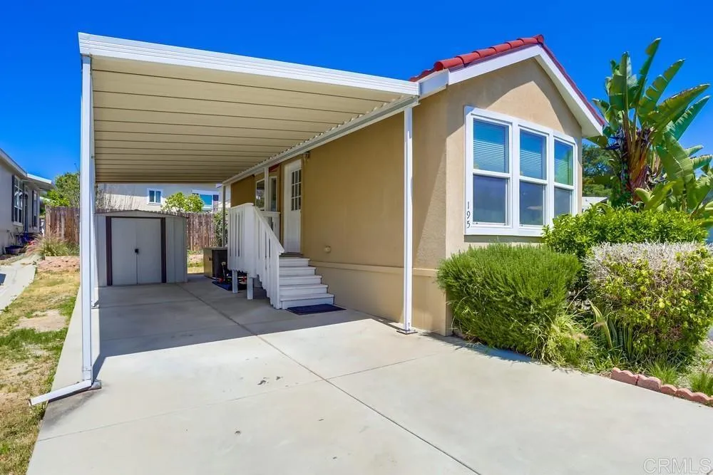 https://cdn.realtyfeed.com/cdn/127/306654985/a376556b890def96c59cb00d32202f91.webp