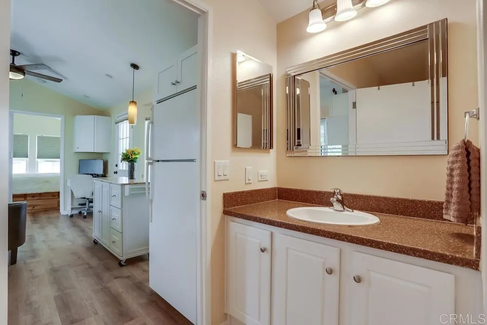 https://cdn.realtyfeed.com/cdn/127/306654985/d12065780131b8c4a610c536f183efe5.webp