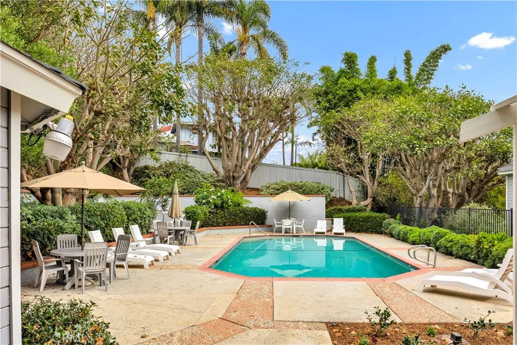 https://cdn.realtyfeed.com/cdn/127/306654989/3fafe187827a8c7cec38e88f117df9ad.webp