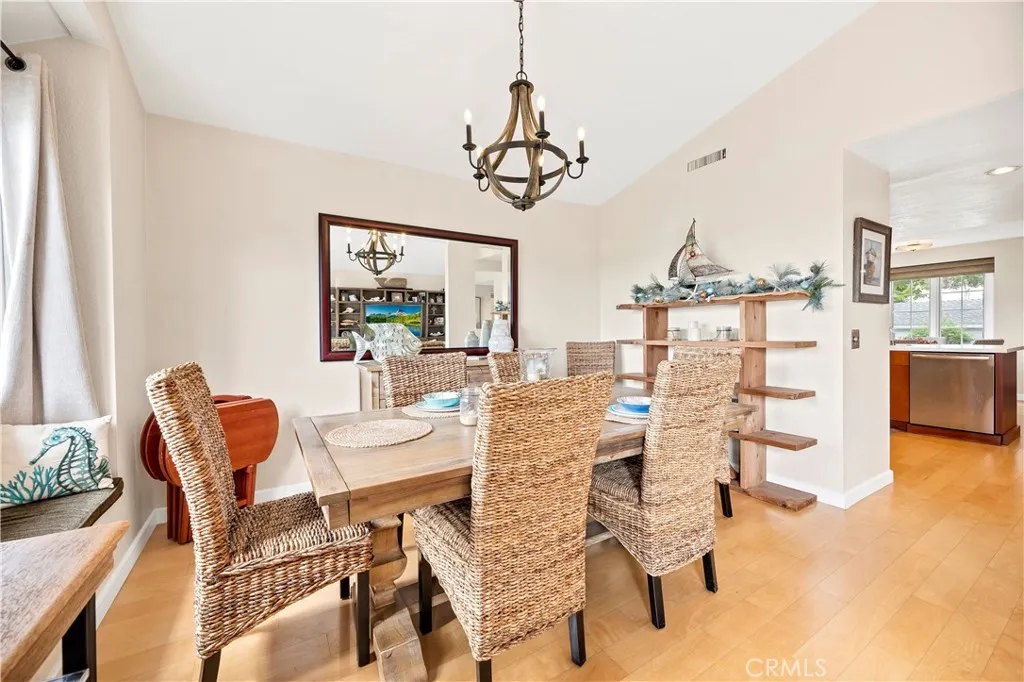https://cdn.realtyfeed.com/cdn/127/306654989/54977e5a94a301ea07168a468415b55c.webp